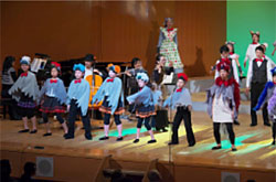 子どものオペラ「セロ弾きゴーシュ」にも初出演